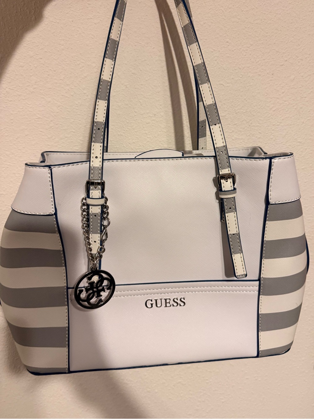 GUESS White and Gray Striped Tote with Logo Charm